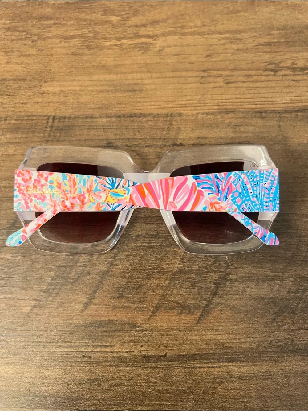 Lilly Pulitzer Oversized Square Splashdance Sunglasses Style # 010239